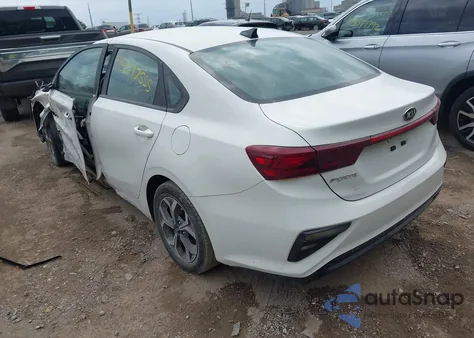 2021 Kia Forte Lxs из США, поврежденный, VIN 3KPF24AD7ME350672